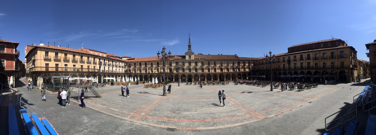 León - Exterior